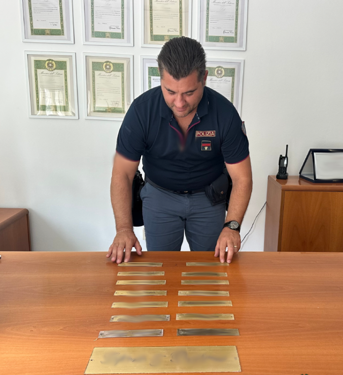 Furto pezzi in ottone